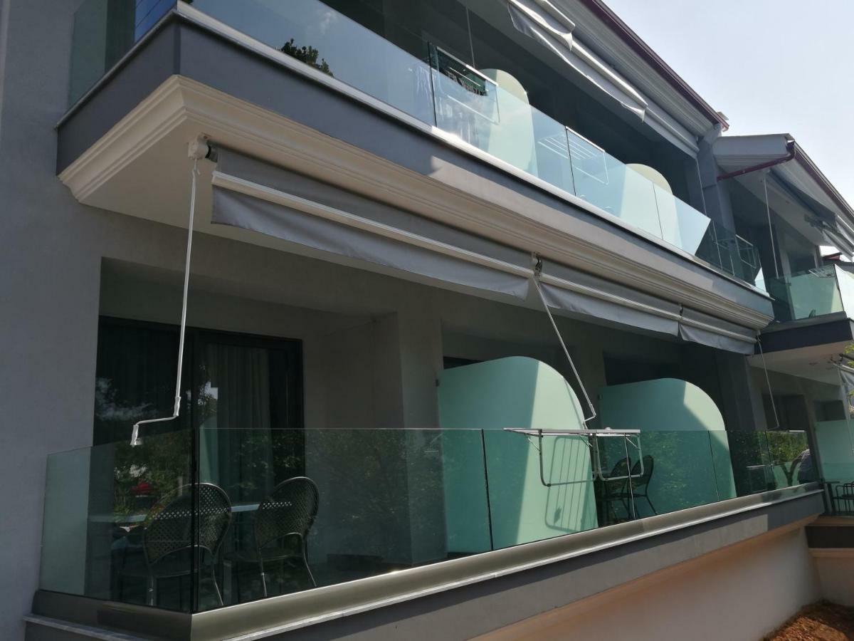 4- You Family Metamorfosi  Exterior photo